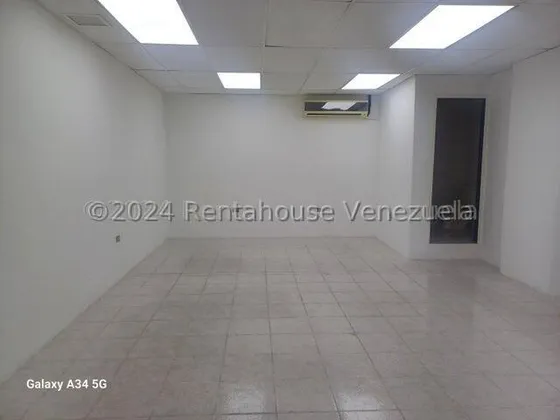 Local En Alquiler El Valle 25-2877