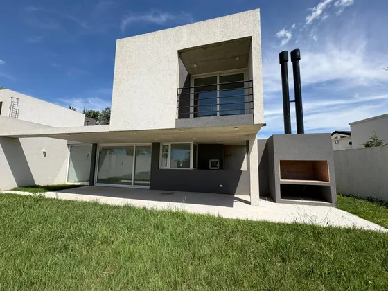 Duplex Bº Los Alamos