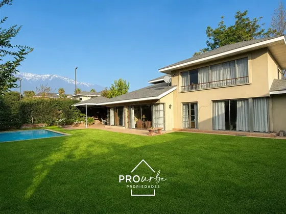 Estupenda, Gran Piscina, 180 En 616 6d Y 4b Más Servicios
