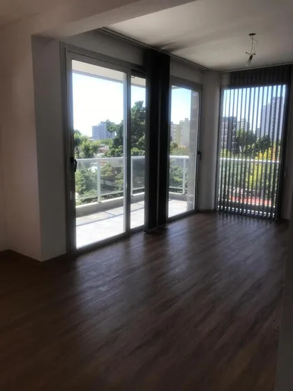 Departamento En Venta - 1 Dormitorio 2 Baños - 57mts2 - Berazategui 