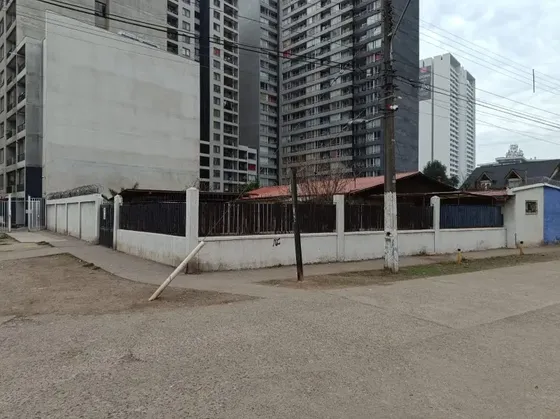 Espaciosa Casa En Estación Central Para Inversión