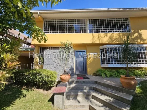 Se Vende Casa En El Marques 25-19146 Le