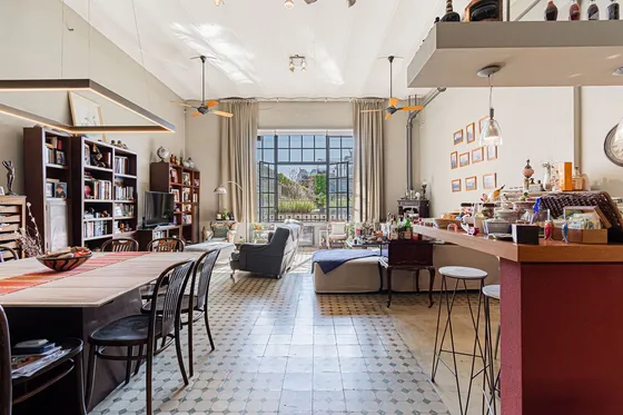Loft. 2 Amb. Cochera. Dúplex. Amenities. Seguridad 24hs. Barracas Central.