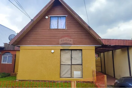 Casa Con Gran Terreno Y Espacios Funcionales