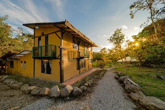 Venta De Hermosa Finca Con Casa En Bioconstrucción, Quebrada Y Bosque En Garagoa Boyacá