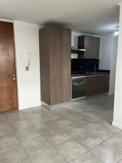 Arriendo Dpto De 2 Dormitorios 1 Baño Cercano A Metro Matta