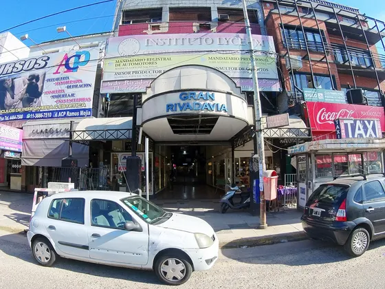 Local En Venta En Ramos Mejia Centro