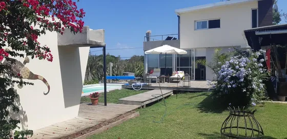 Casa En Alquiler Temporario En Balneario Buenos Aires Tm2669812