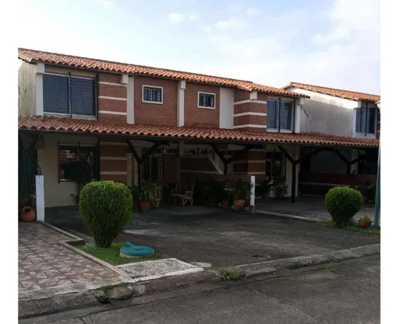 Townhouse En Venta-alquiler Res. Lomas Del Sol Tipuro Ve13-048st-rzer
