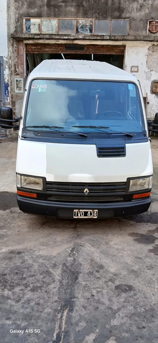 Renault Trafic508333482669527042