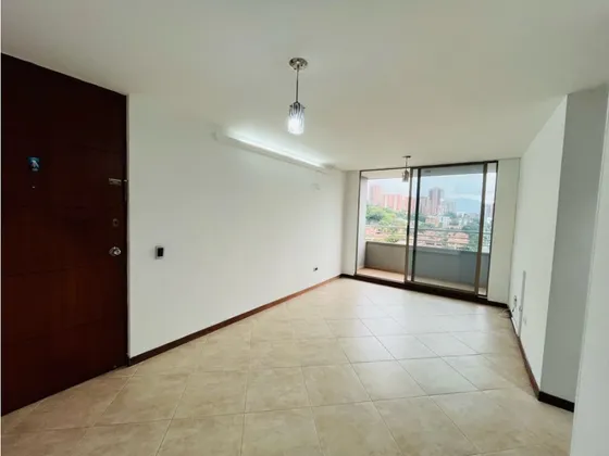 Apartamento En Arriendo En El Poblado Sector La Transversal Inferior