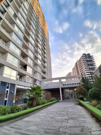 Departamento Vicuña Mackenna / Metro Mirador