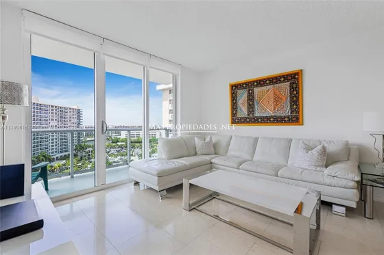 Departamento En Venta 2 Dormitorios En Hollywood Beach Condo