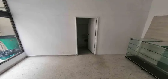Local En Arriendo Centro Pereira (279058029).