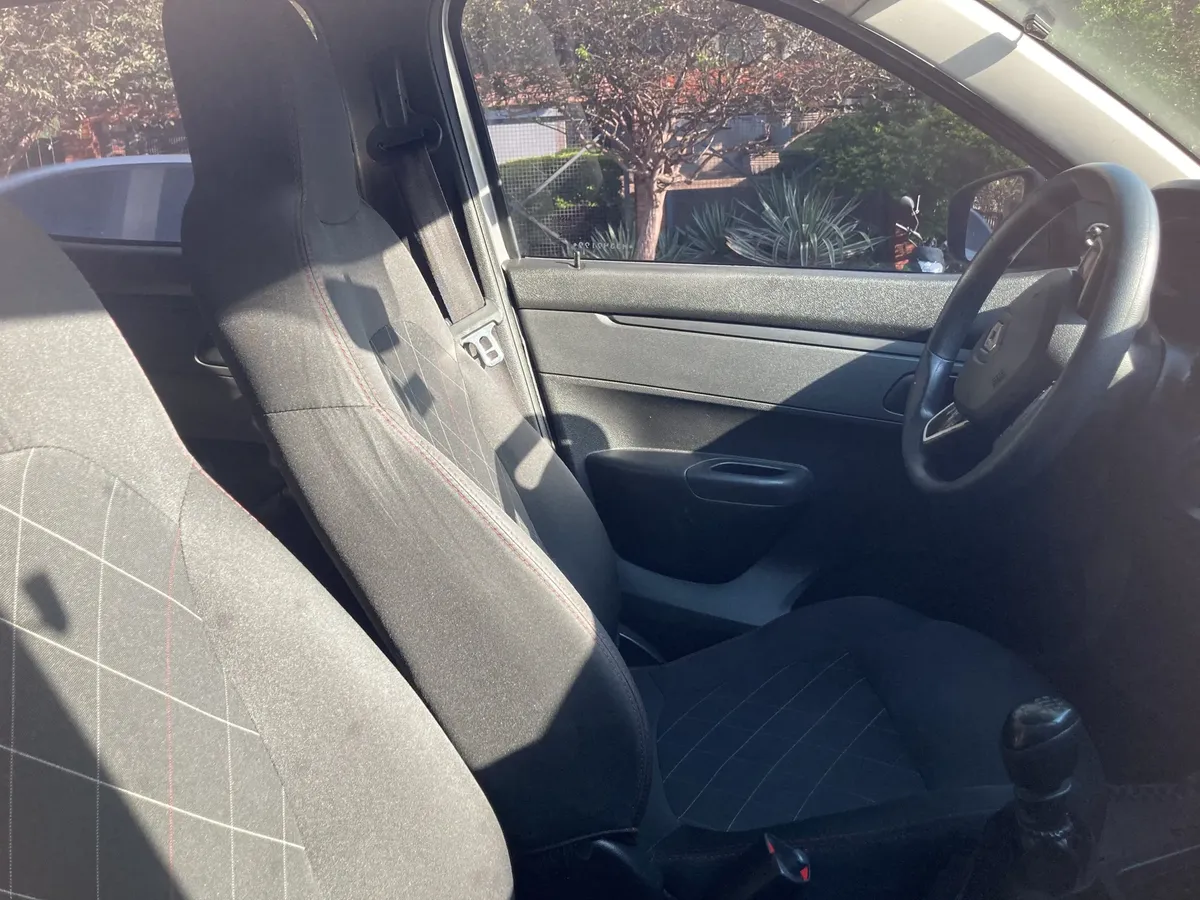 Renault Kwid 2021 1.0 12v Zen Sce 5p — foto 7