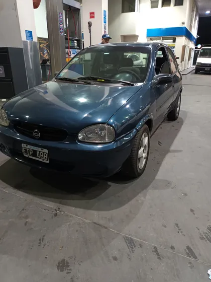 Chevrolet Corsa 1.6 Gl Gnc
