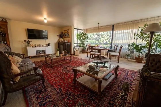 Moderno Departamento Con Vistas Únicas (151439)