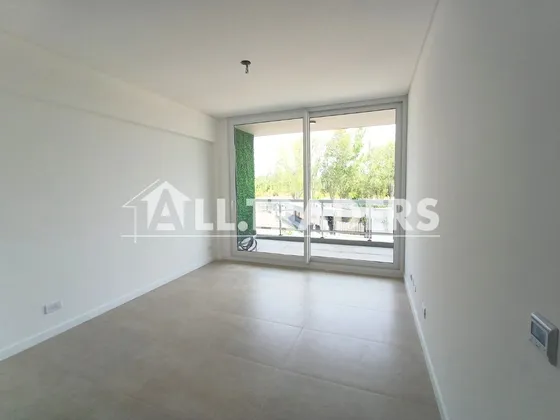 Imperdible Alquiler En Pilar  Departamento 2 Amb. Con Balcón Y Vista A Jardines Complejo Luciérnagas