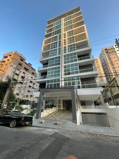 Vendo Apartamento En Exclusiva Zona De Bella Vista