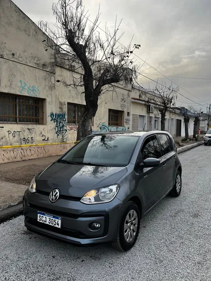 Volkswagen Up! 1.0 Move Up! 75cv