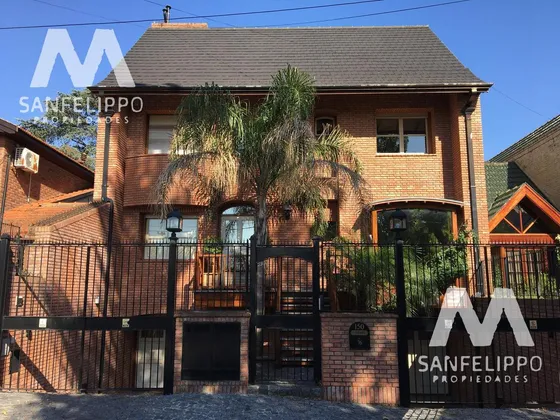Casa En Venta - Bernal