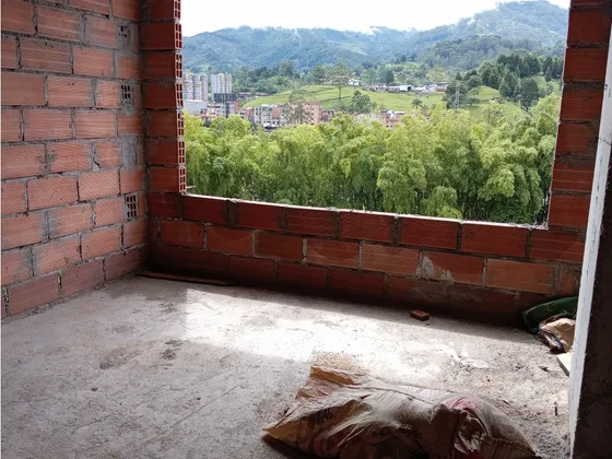 Venta De Apartaestudio En Caldas - Cerca Al Parque Principal