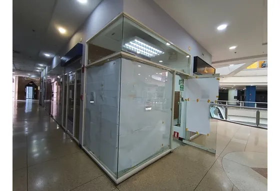 Local Alquiler Caracas Av Urdaneta Inmobiliaria Ccl 3823