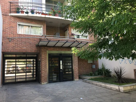 Venta Monoambiente Con Cocina Separada Balcón Castelarcentro