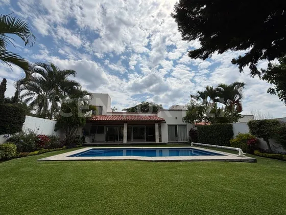 Casa De Una Sola Planta En Fraccionamiento Tamoanchan Jiutepec, Morelos