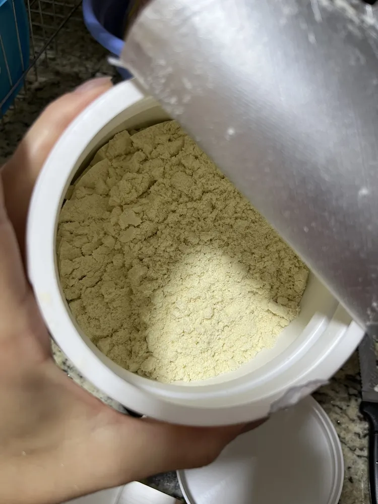 Foto real de embalagem de Tasty Whey 3w Gourmet Adaptogen tirada por usuário