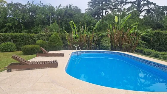 Espectacular Casaquinta, A 8 Cuadras De Panamericana {acc. Pilar} Y Ruta 26 Del Viso. Piscina, Quincho, Parrillas, Canchas: Futbol5, Paleta, Beachvoley, Pingpong, Mesas Metegol Y Pool, Hamacas, Estac.