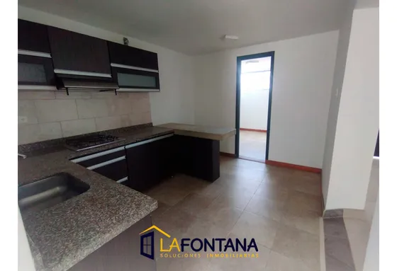 Se Arrienda Casa Comercial En La Estrella 