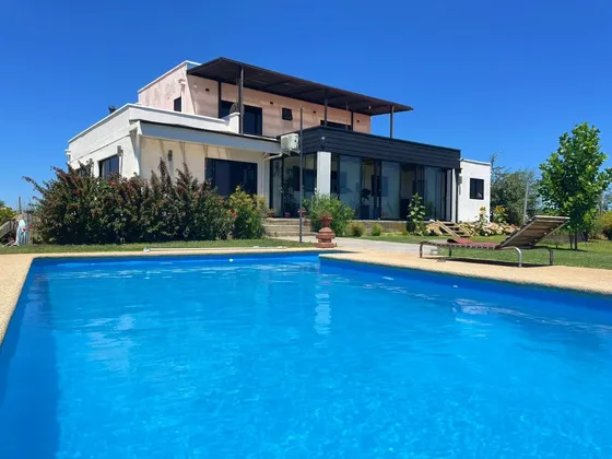 San Nicolas, Parcela Con Amplia Casa Y  Vista Asegurada