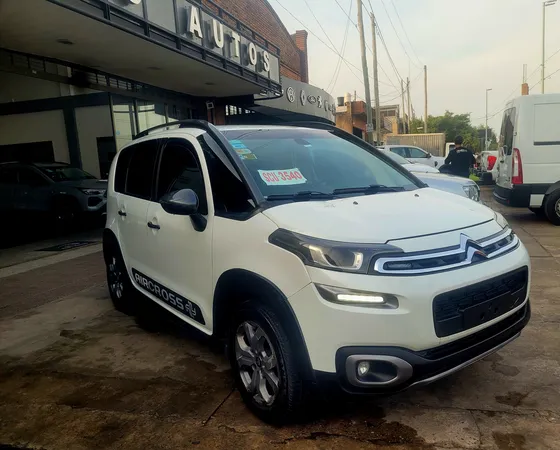 Citroën C3 Aircross 1.6 Vti 115 Shine At