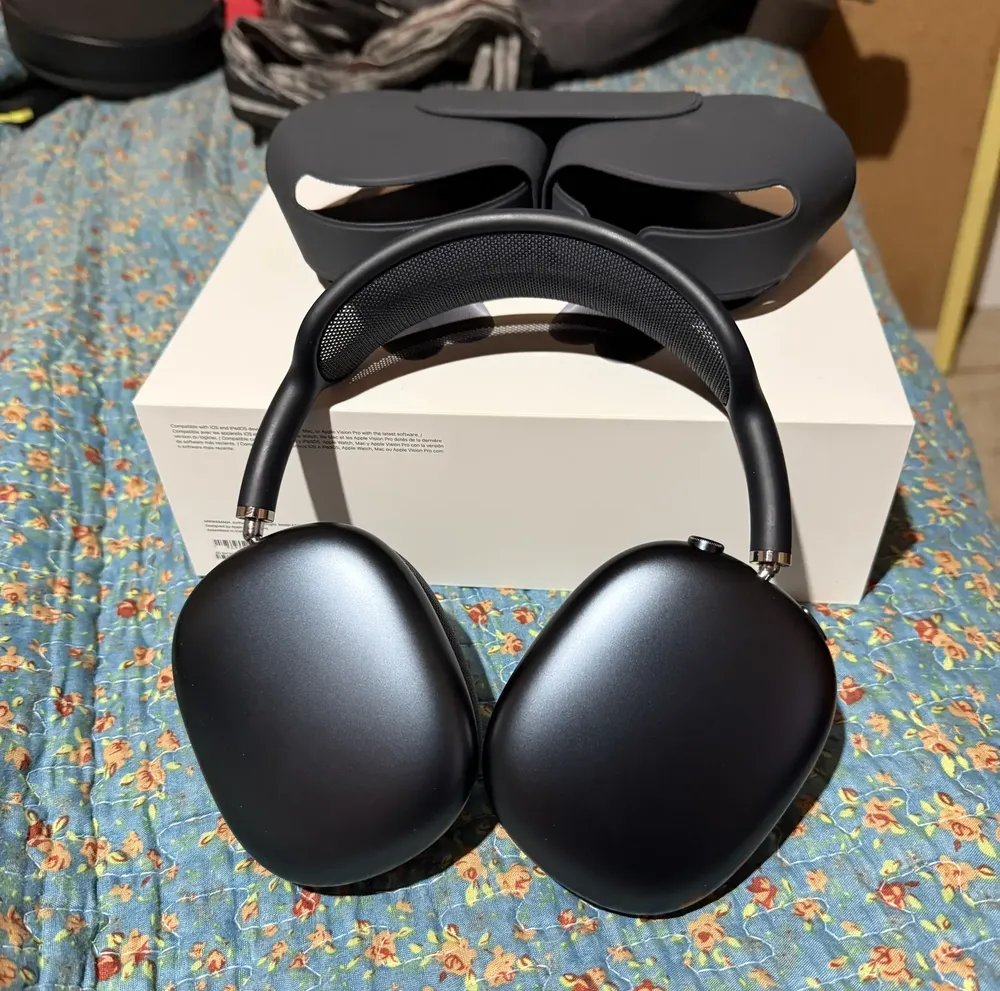 し*ん様 Apple AirPods Max Apple AirPods Max - Azul-céu | Parcelamento sem juros