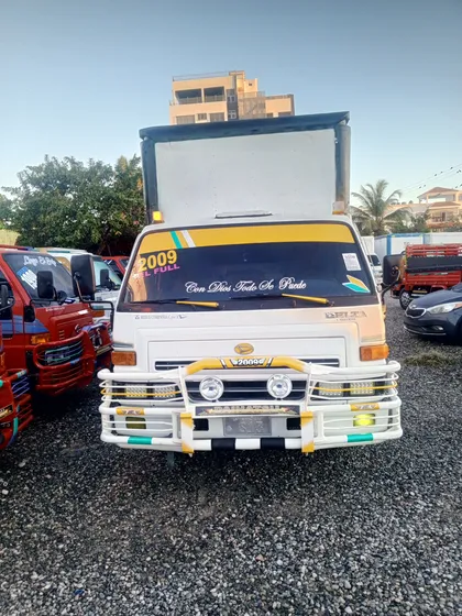 Daihatsu Delta Cama Larga 2009 Con Furgón Financiamiento Dis