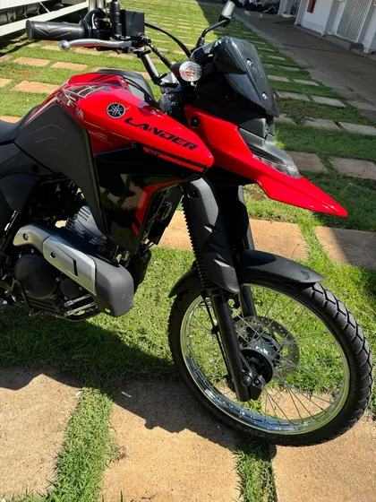 Nova Xtz Lander Connected 25/25 + Emplacamento De Cortesia.