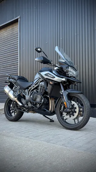 Triumph Tiger 1200 Xrt