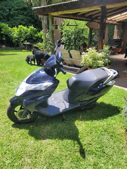 La Moto Esta Muy Cuidado De Mecánica, Service Oficiales