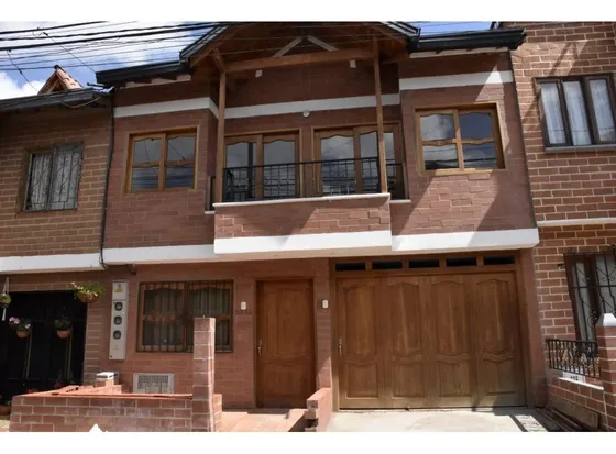 *casa De 2 Niveles En Venta En Rionegro Sector Centro Comercial San Nicolas