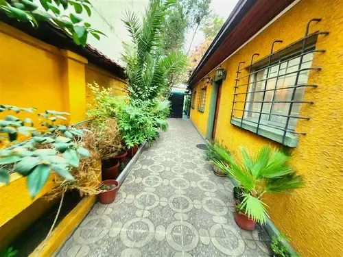 Gran Casa En San Miguel Con Patio Y Un Depto. Independiente