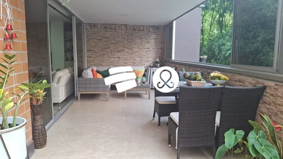 Vendo Amplio Apartamento En Sabaneta, Antioquia, Zona Plana, Sector El Carmelo 