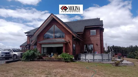 2 Casas Y Una Oficina En Parcela De 6.300 M2