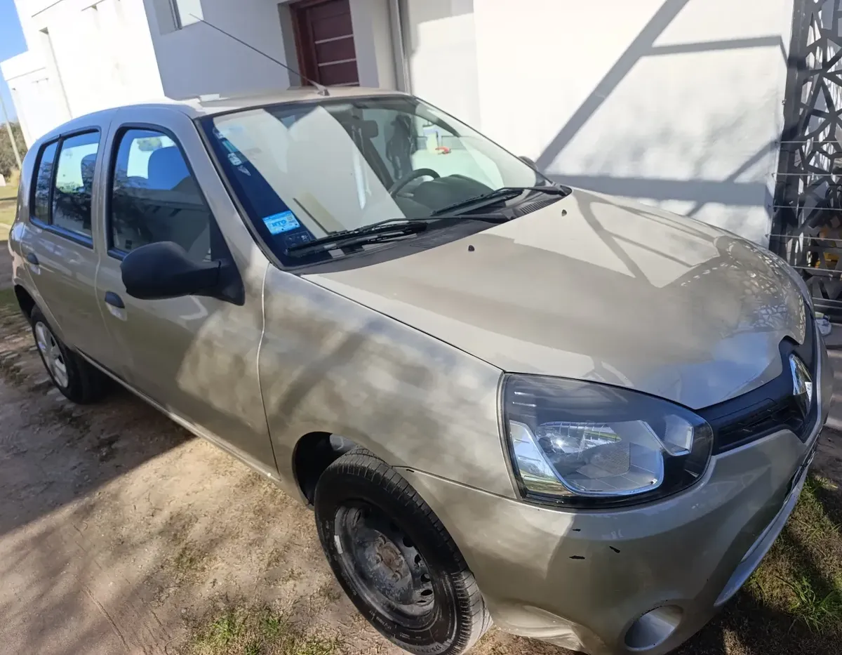 Renault Clio 1.2 Mio Confort Abs Abcp