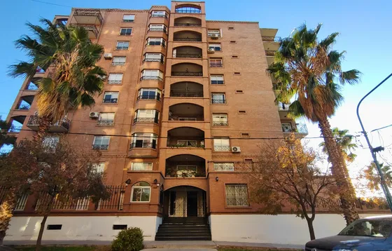 Depto De Categoria En Venta - A Metros 5ta Sección