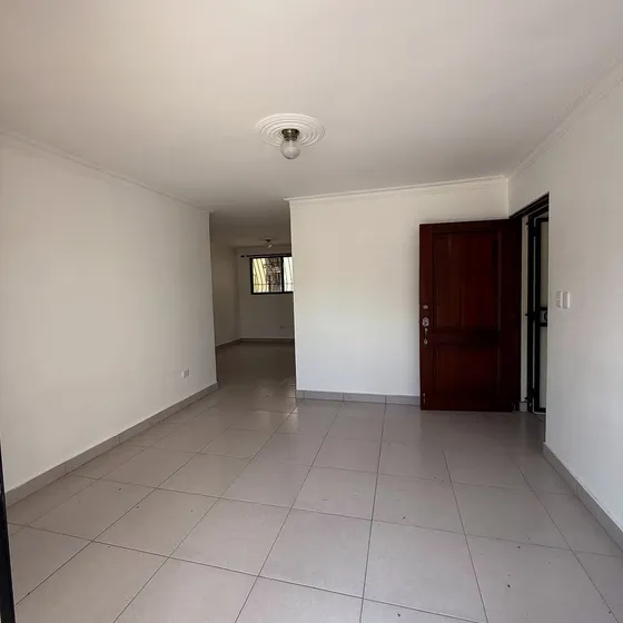 Alquilo Apartamento En Reparto Imperial Detrás De Pucmm 