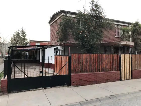 Casa Habitación Con Opción Locales Comerciales 2d 1b Esquina