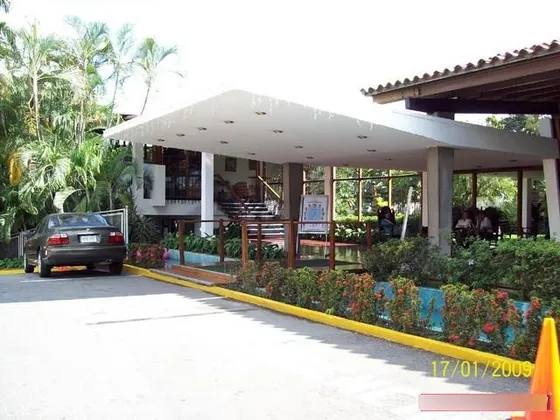 Se Vende Accion Club Los Cortijos 