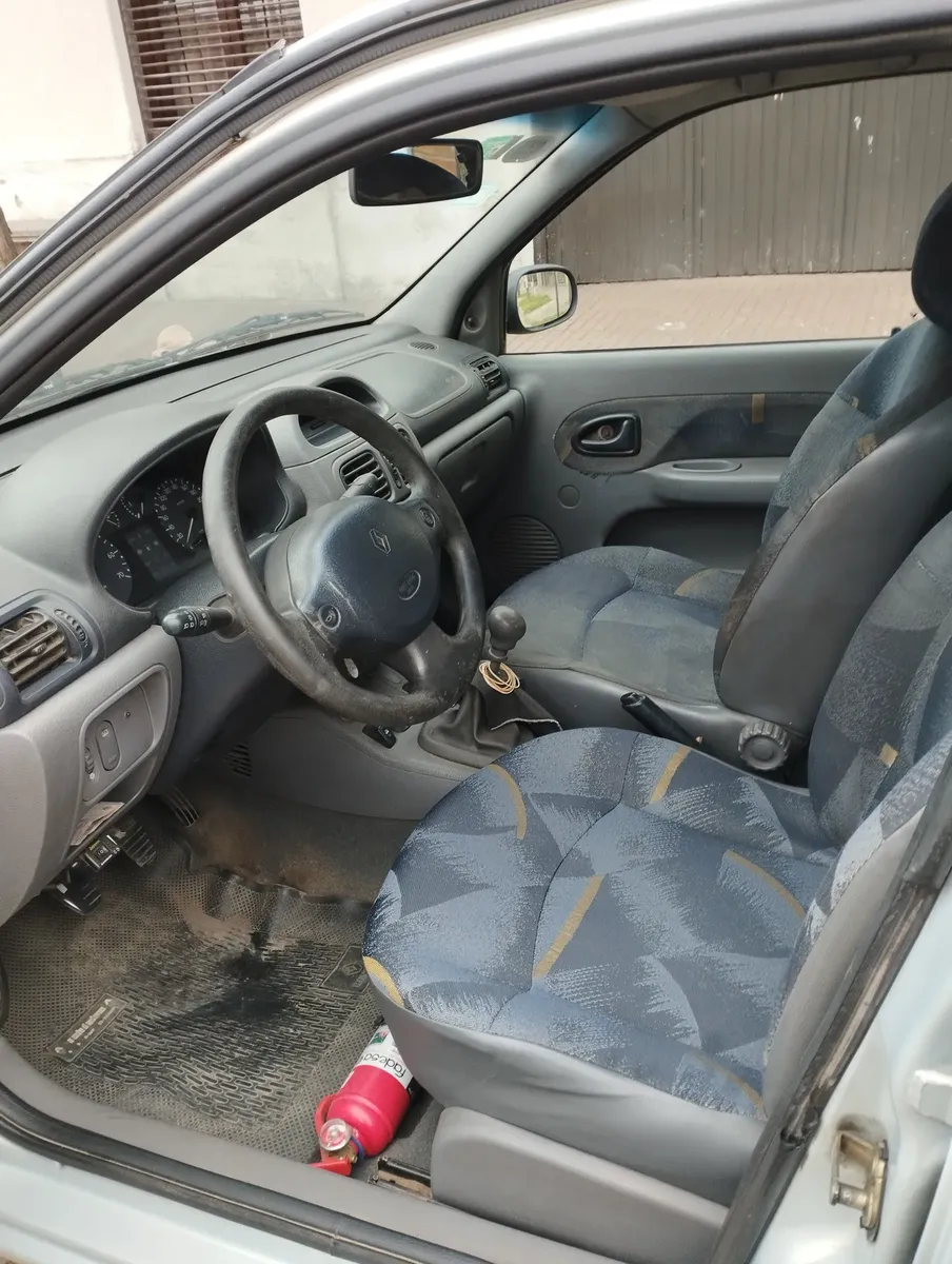 Renault Clio 1.6 Rn568410202797527045