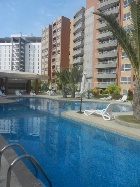 Bello Apartamento Con 2 Terrazas, Playa Moreno.